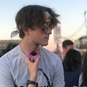 Meet your Posher, Elijah